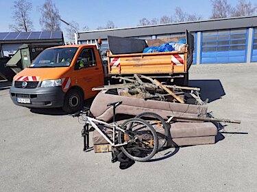 Foto Rama dama 2022 Bauhofswagen mit Müll